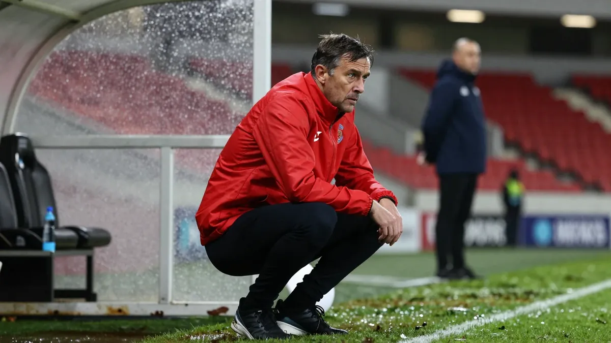 Eirik Horneland innrømmer at Brann er langt fra ønsket nivå etter et nytt tap, og laget står kun fem poeng over...
